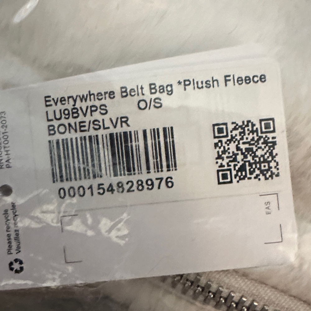 Lululemon Bone Plush Fleece Everywhere Belt Bag NWT - Picture 2 of 5